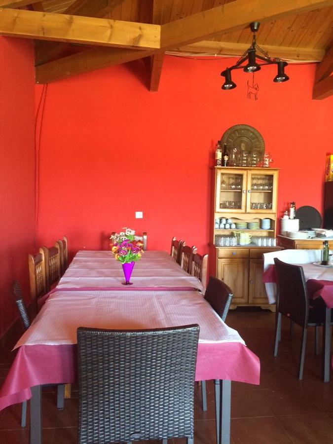 Albergue De Peregrinos- La Casa Del Camino Valverde de la Virgen Bagian luar foto